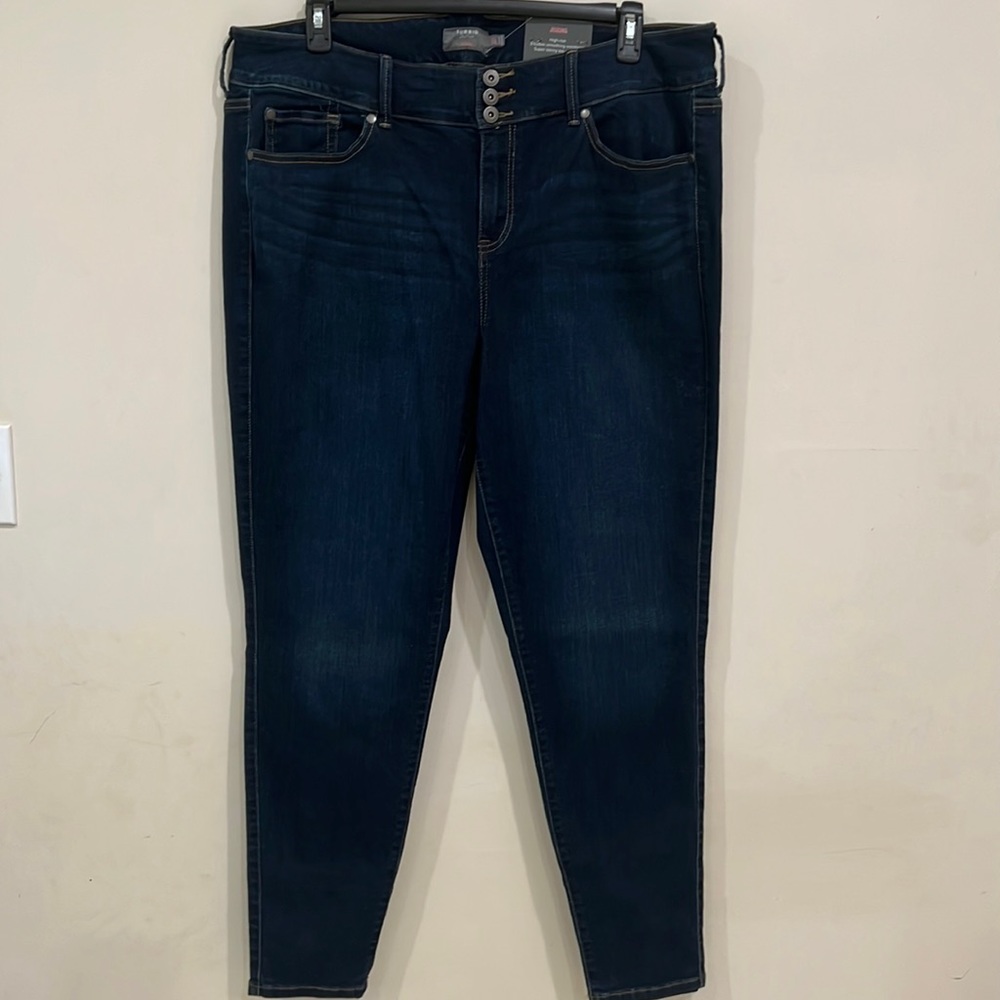 Torrid Jegging- Super Stretch Dark Wash Jeans 22T NWT